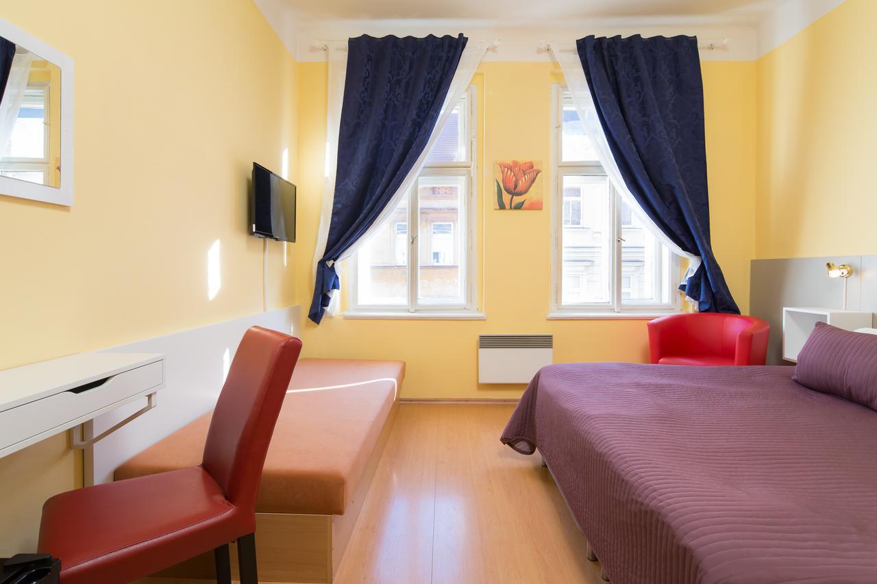 City Lounge Crown Hotel Прага Екстер'єр фото