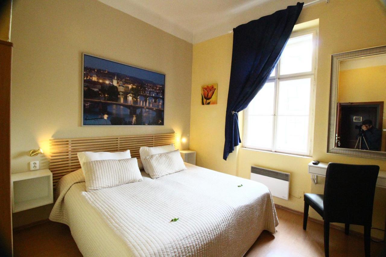 City Lounge Crown Hotel Прага Екстер'єр фото
